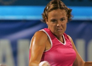 Lindsay Davenport Steamrolls Into Memphis Semifinals, Caroline Wazniacki