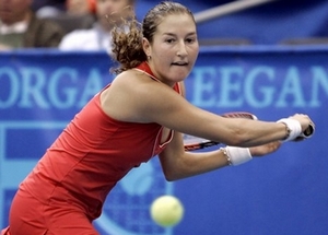 Shahar Peer Wins, Advances To Memphis Semifinals, Sofia Arvidsson